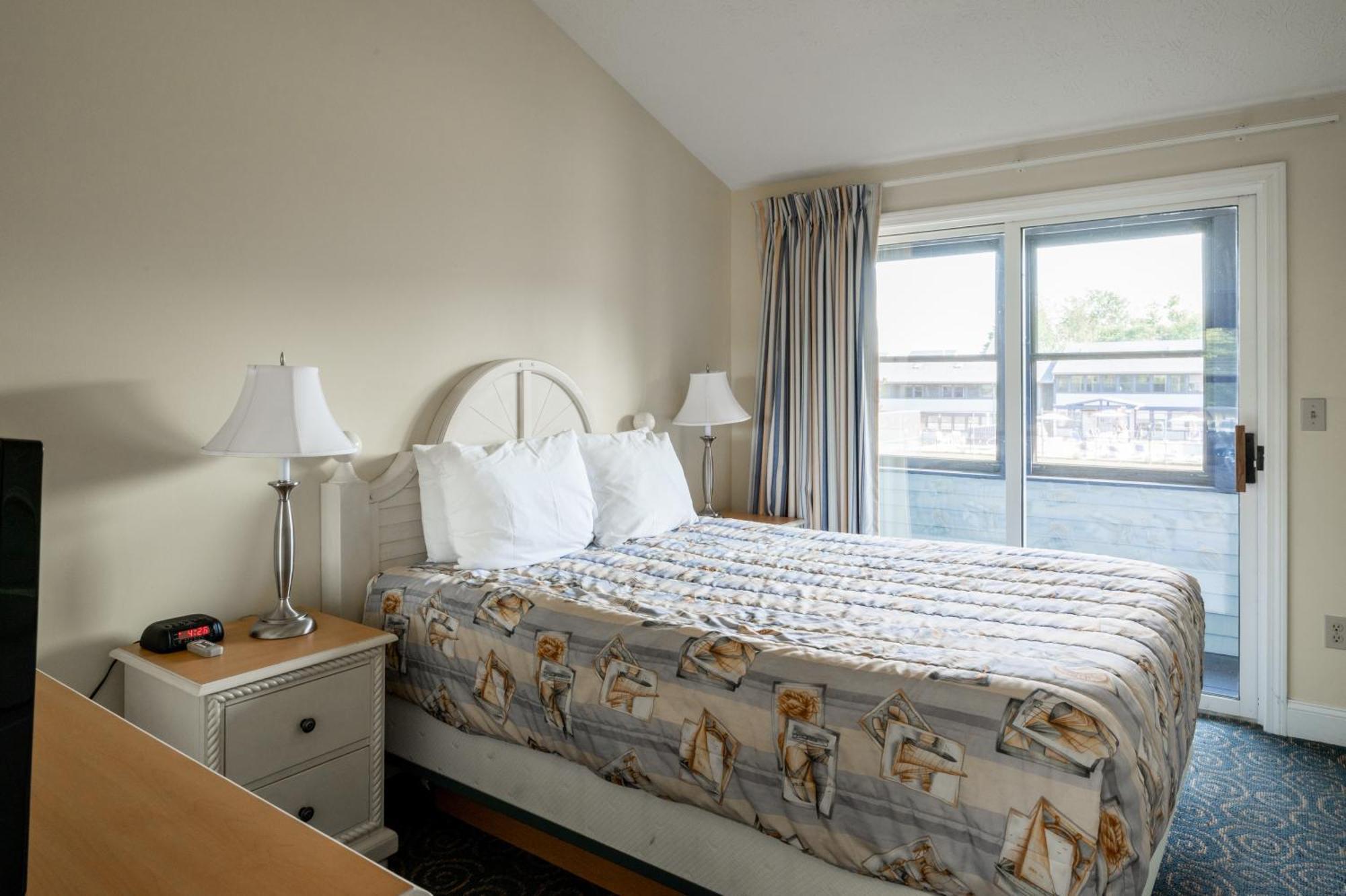 Nautical Mile Resort Wells Exterior foto