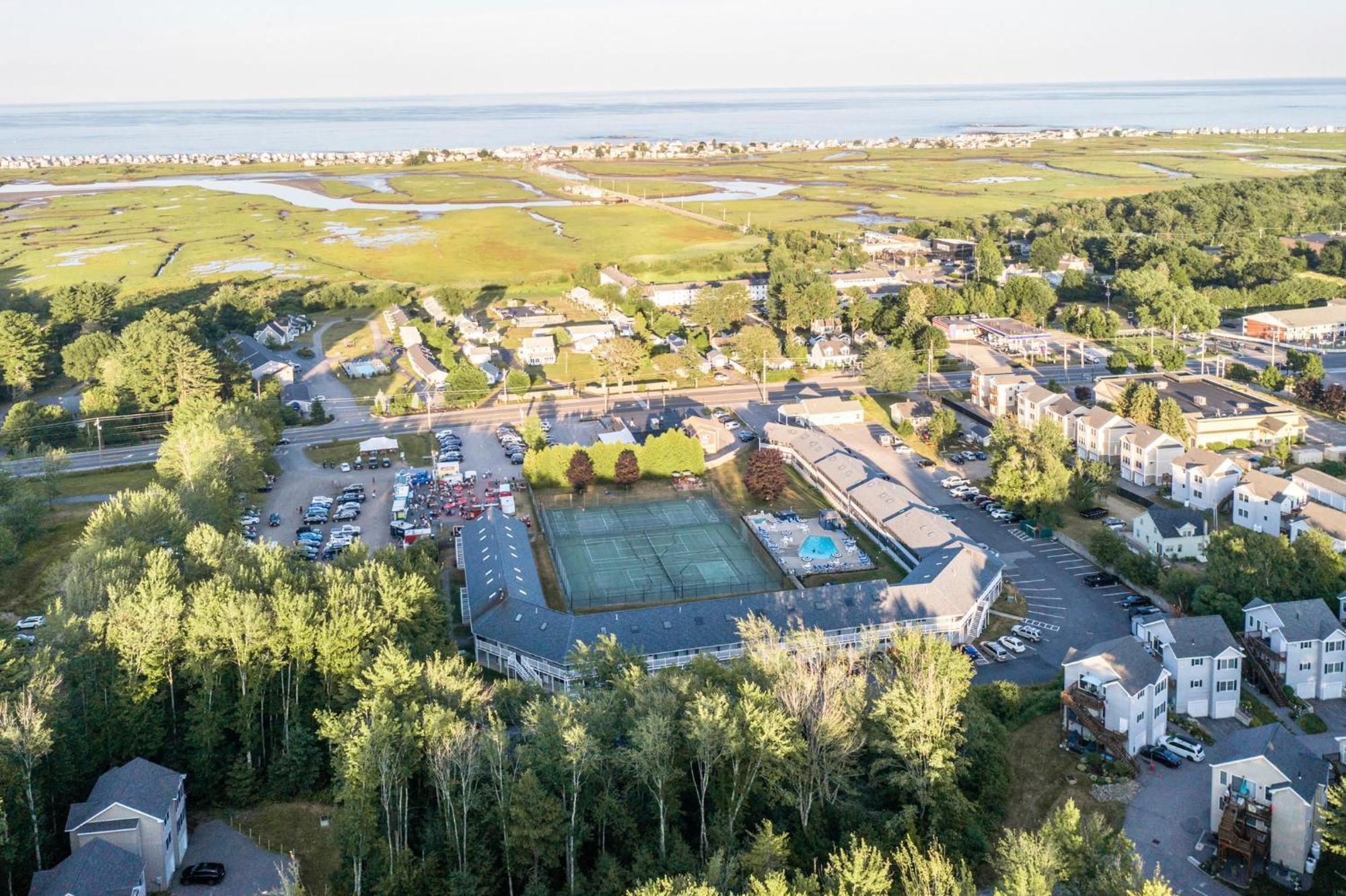 Nautical Mile Resort Wells Exterior foto